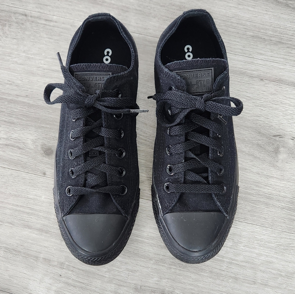 Converse Chuck Taylor Black Monochrome Low Size 8 - Picture 2 of 11